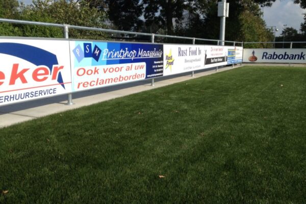 Reclamebord-ophangsysteem-6 Reclamebord-ophangsysteem-6